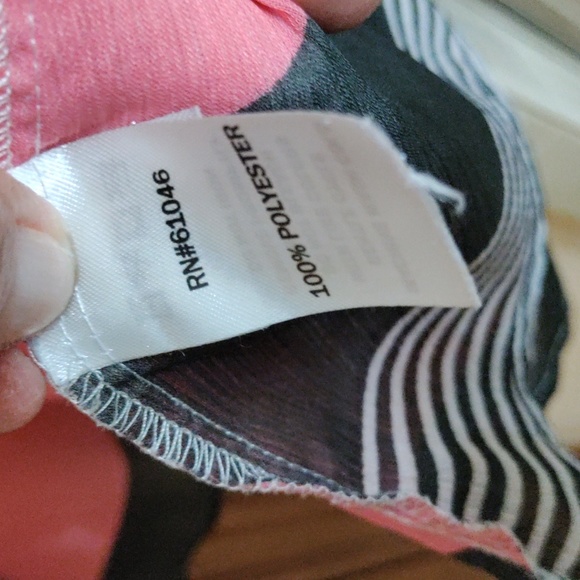 🌺Vanity women blouse - Picture 9 of 9